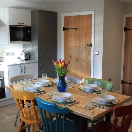 Charming And Luxury Retreats On Our Farm Villa Billingshurst Exterior photo