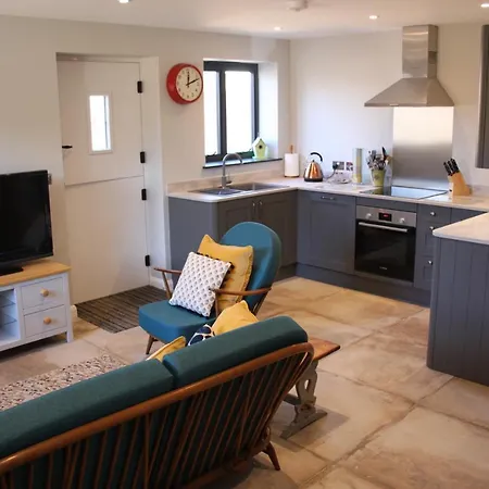 Charming And Luxury Retreats On Our Farm Villa Billingshurst Exterior photo