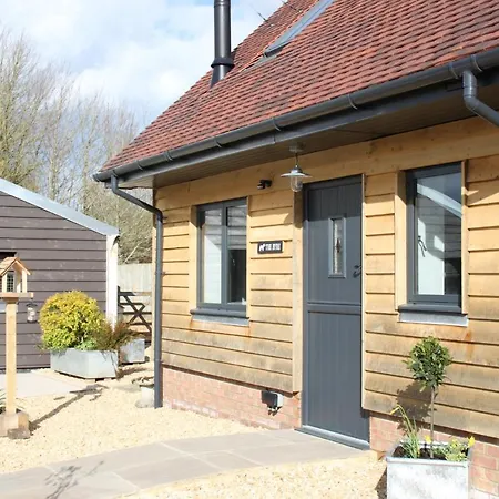 Charming And Luxury Retreats On Our Farm Villa Billingshurst Exterior photo