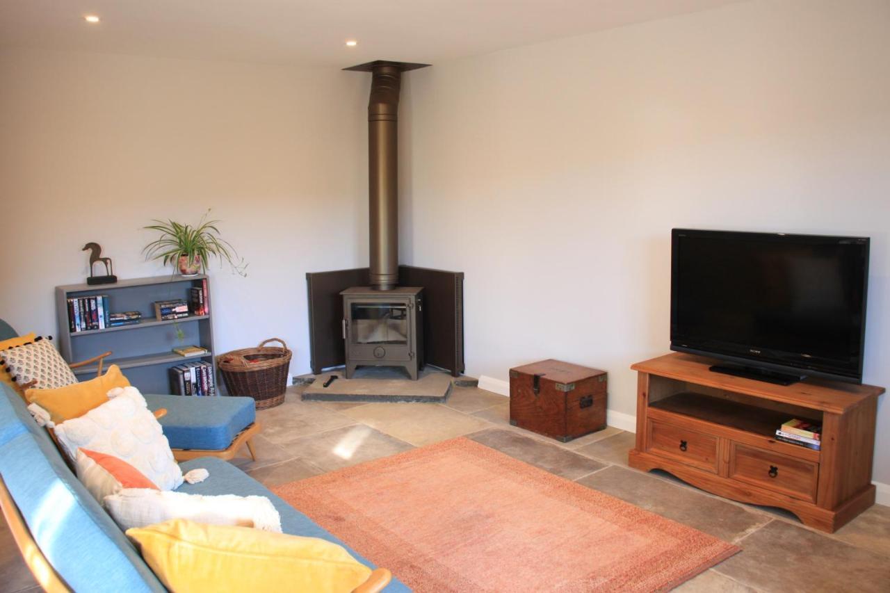 Charming And Luxury Retreats On Our Farm Holiday home Billingshurst