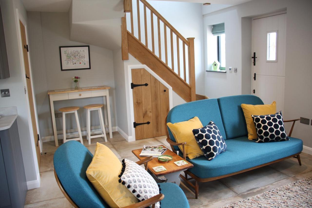 Charming And Luxury Retreats On Our Farm Billingshurst
